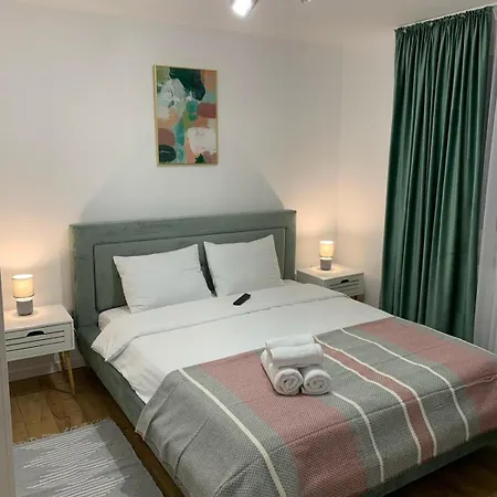 Iris Apartment Piatra Neamt Exterior photo