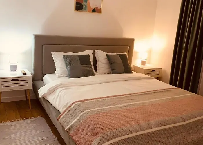 Iris Apartment