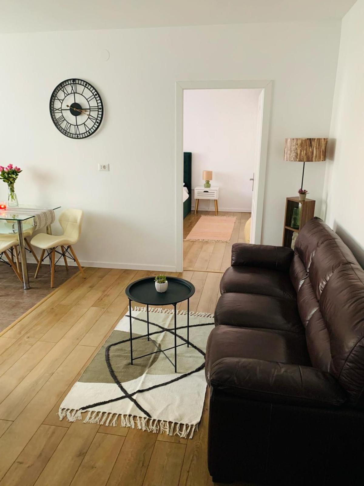 Iris Apartment Piatra Neamt